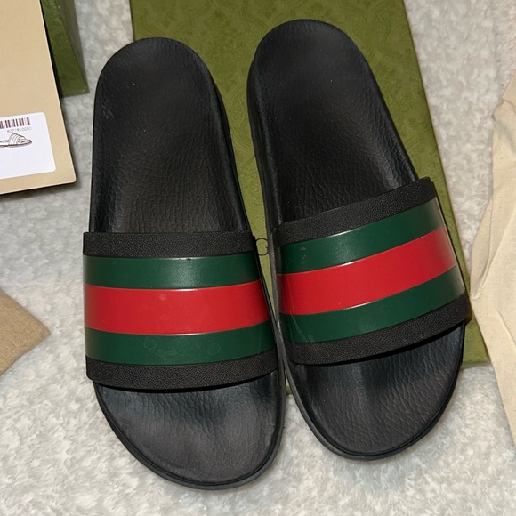 Authentic Gucci men sandals - Picture 3 of 11